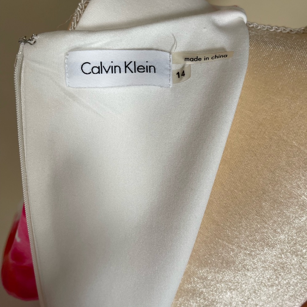 Calvin Klein Women Sz 14 Fit &
Flare Dress Floral Multicolor
Scuba Pleated Lined - Picture 4 of 9